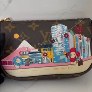 Louis Vuitton Cityscape Holiday Bag Pochette